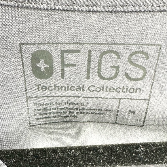 Figs Casma Scrub Top Three Pocket Medical Uniform Short Sleeve Gray Size Medium - Picture 6 of 10